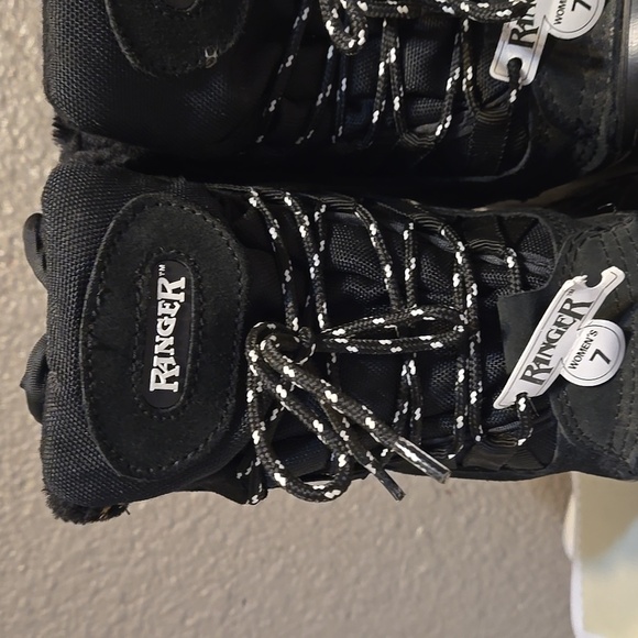 Ranger boots, NWOT, Lace up, Removable liner, Thermolite, Black, Women's 7, - Picture 9 of 16